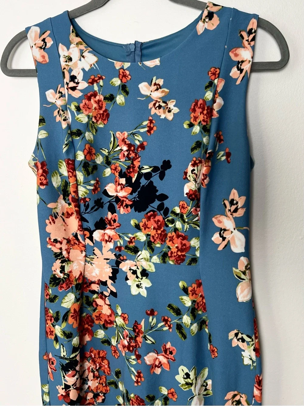 Sleeveless Blue Floral Sheath Dress Wedding Guest Size 6 Cottagecore Enfocus